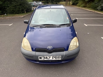 Used Toyota Yaris 2000 for sale - 75487013: Photo