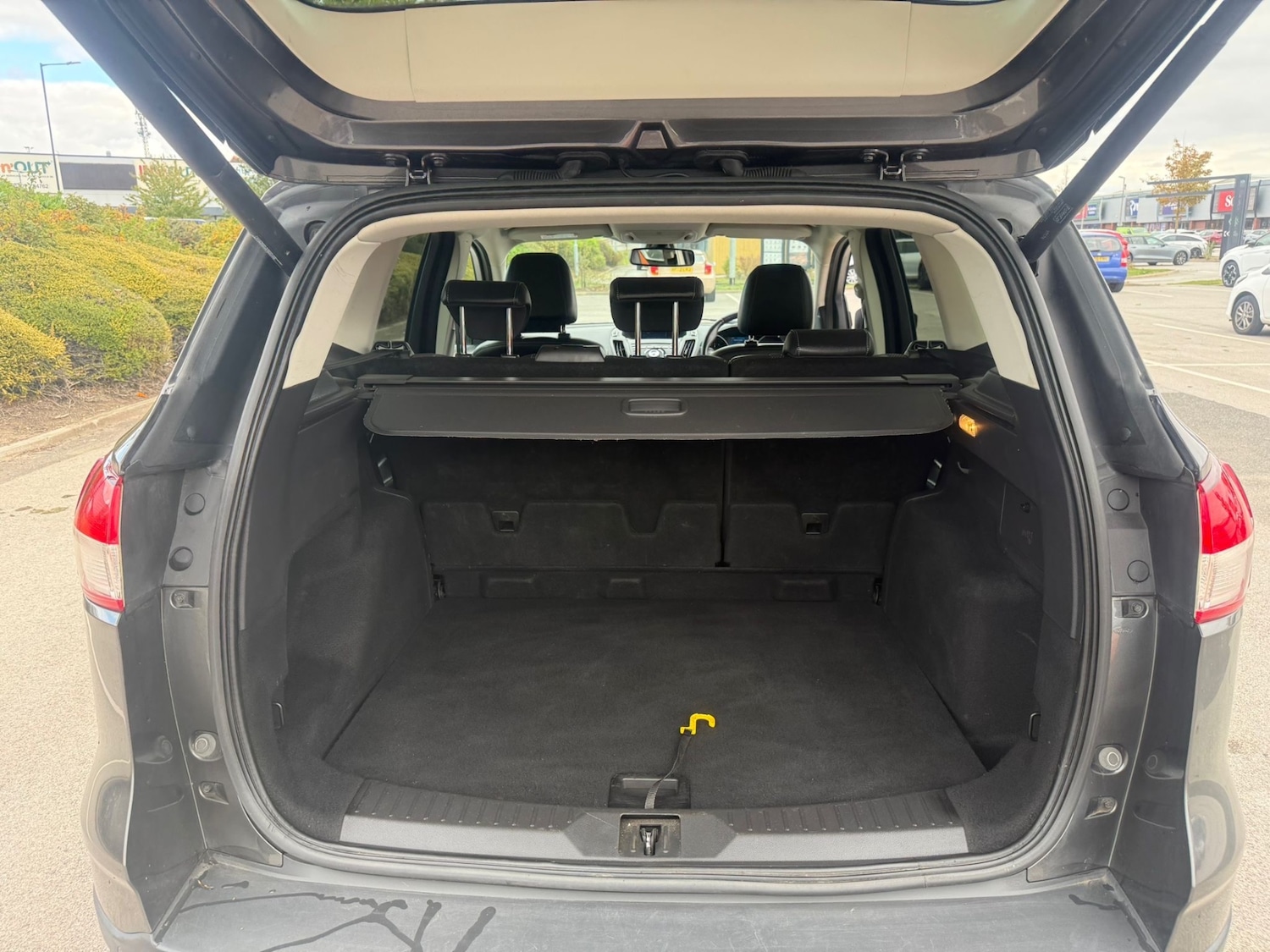 Used Ford Kuga 2015 for sale - 76904443: Photo 15