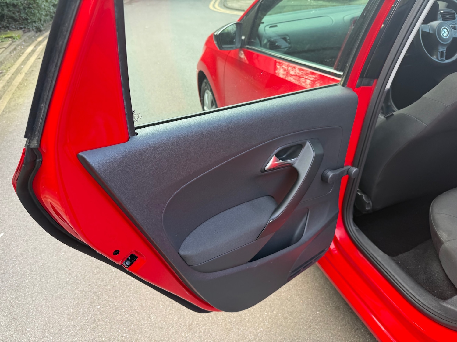 Used Volkswagen Polo 2009 for sale - 77744375: Photo 26