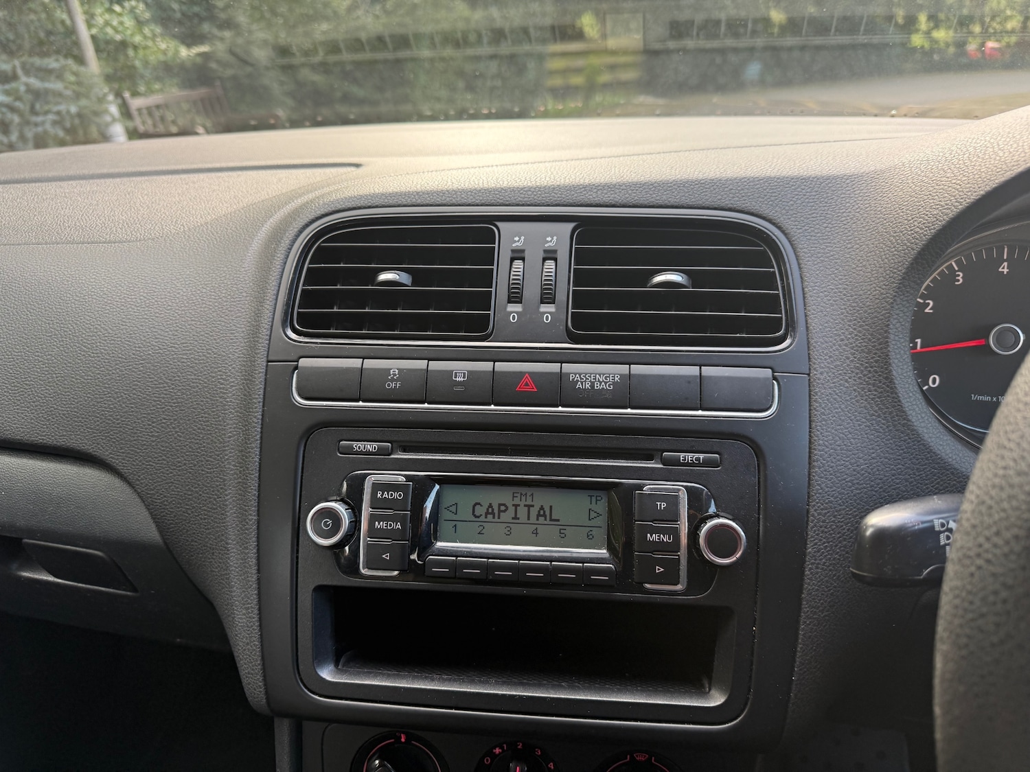 Used Volkswagen Polo 2009 for sale - 77744375: Photo 36