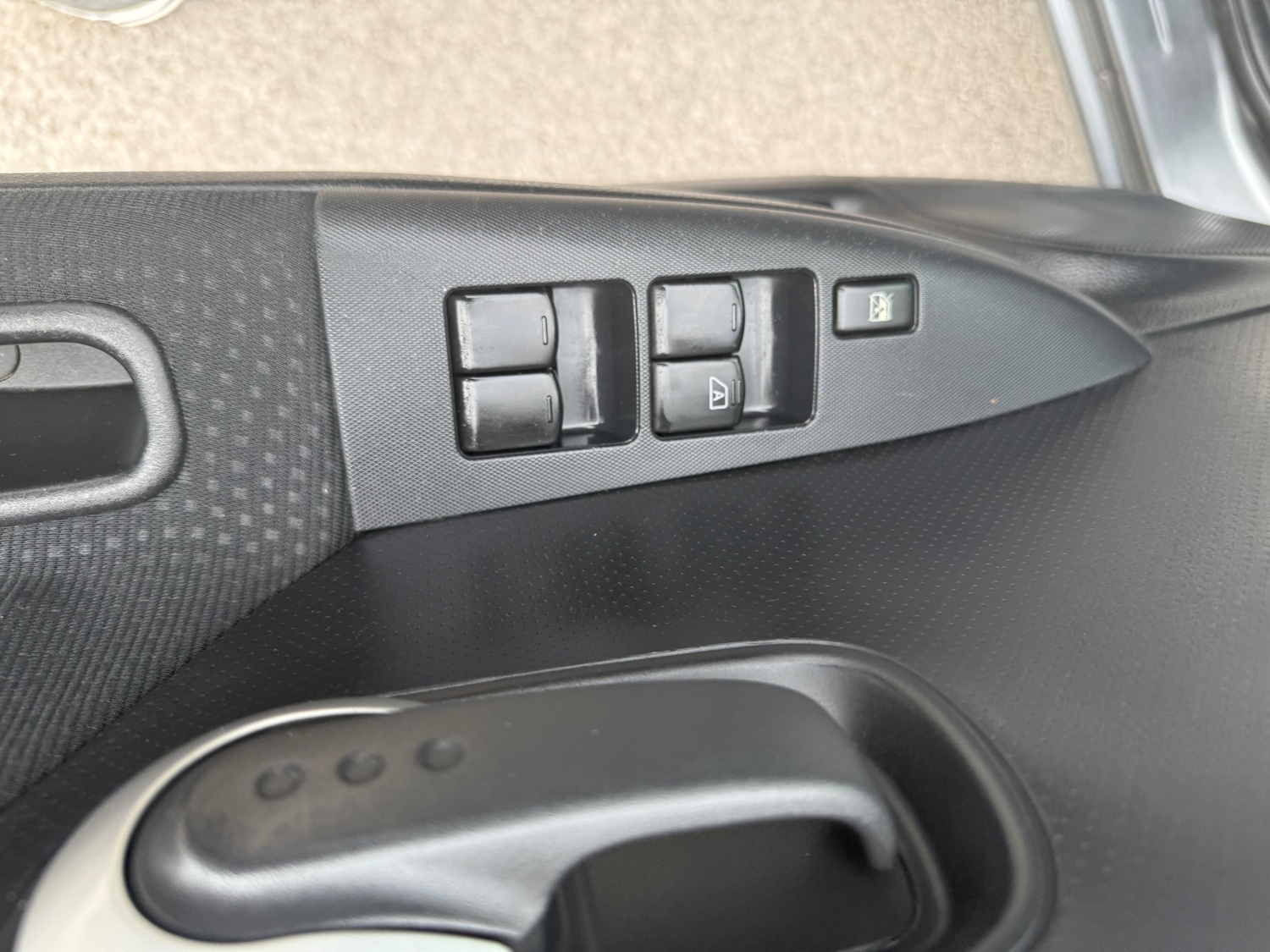 Used Nissan Note 2013 for sale - 78067615: Photo 30