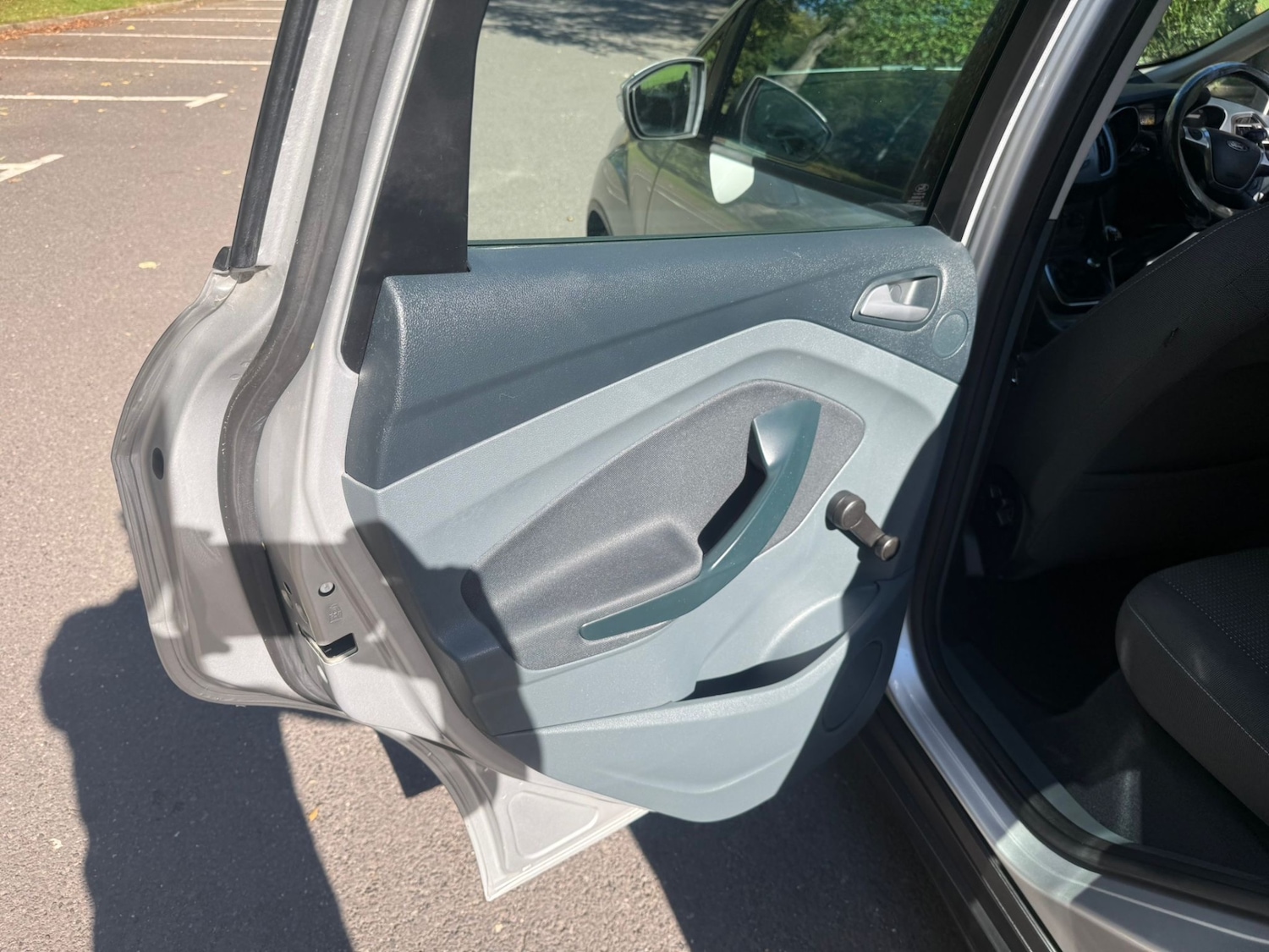 Used Ford C-Max 2012 for sale - 75969290: Photo 17