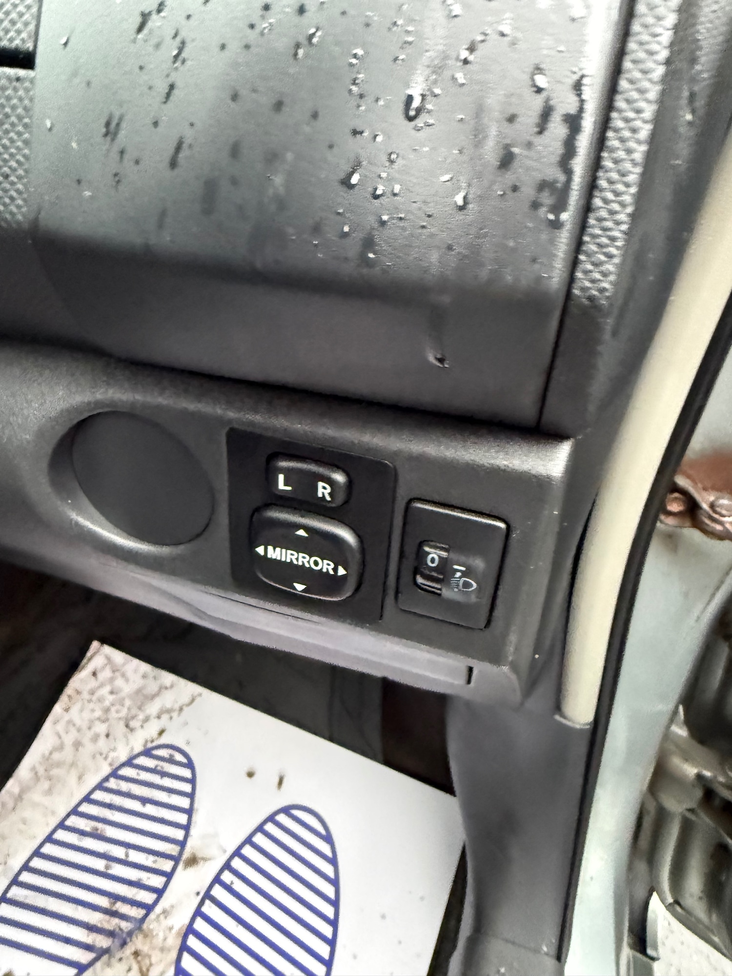 Used Toyota Yaris 2007 for sale - 77184871: Photo 32