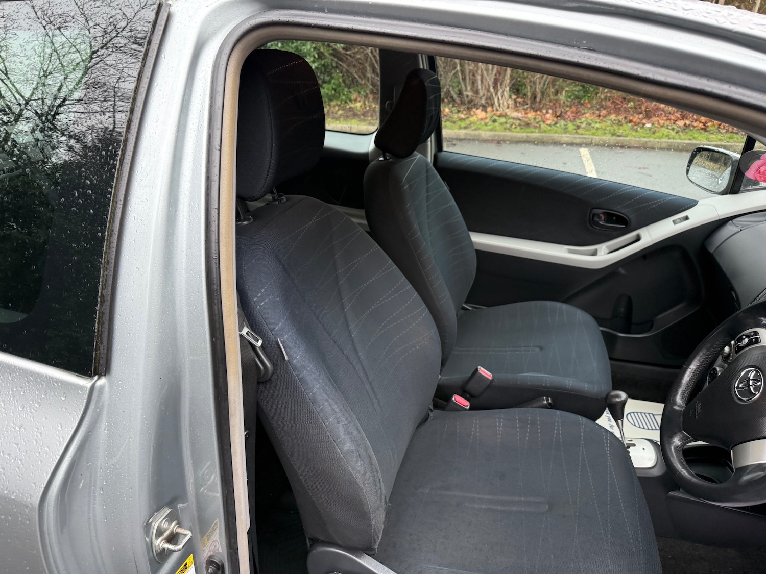 Used Toyota Yaris 2007 for sale - 77184871: Photo 37