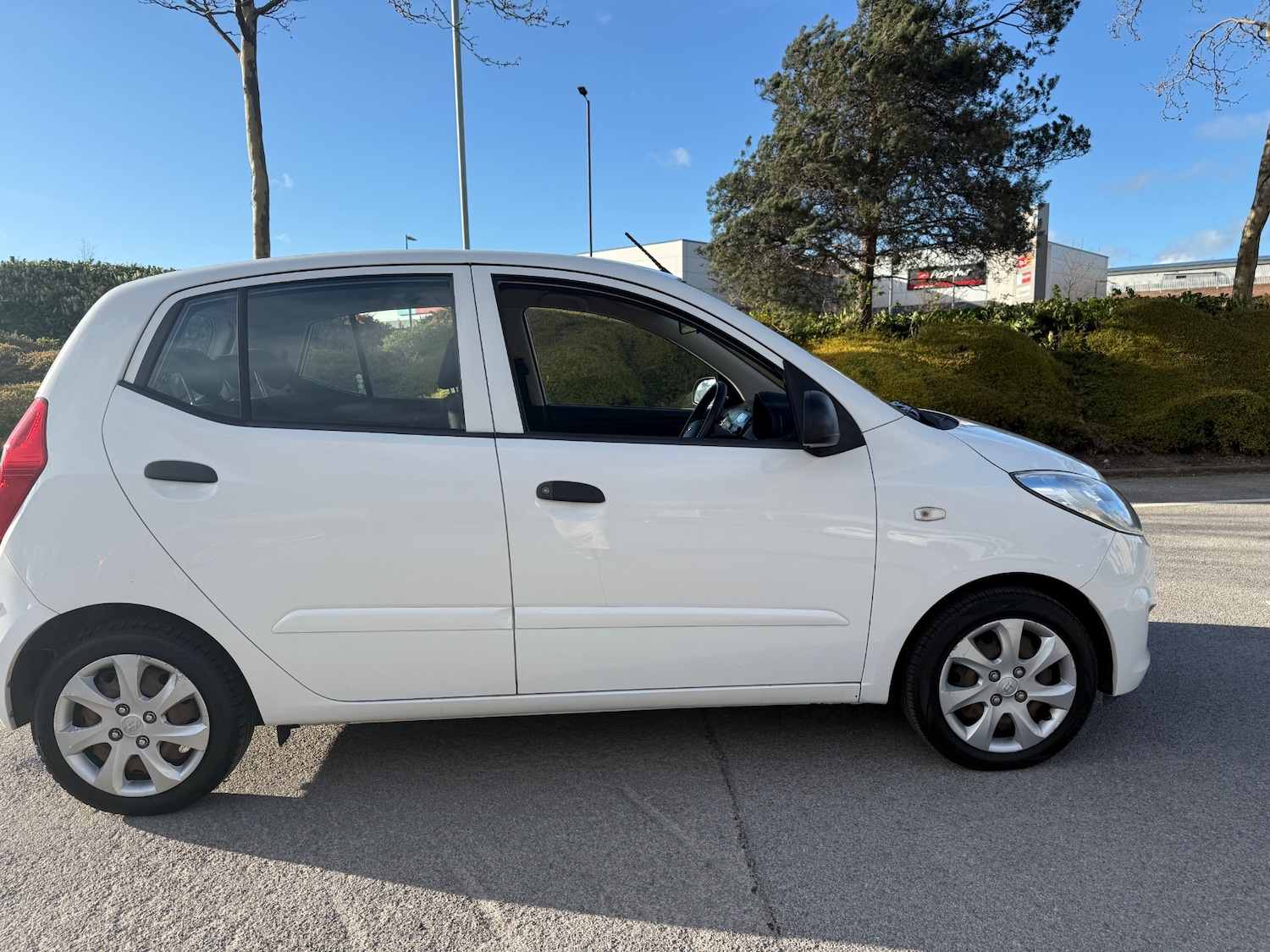 Used Hyundai i10 2013 for sale - 78067659: Photo 2