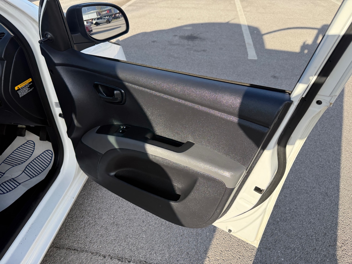 Used Hyundai i10 2013 for sale - 78067659: Photo 24