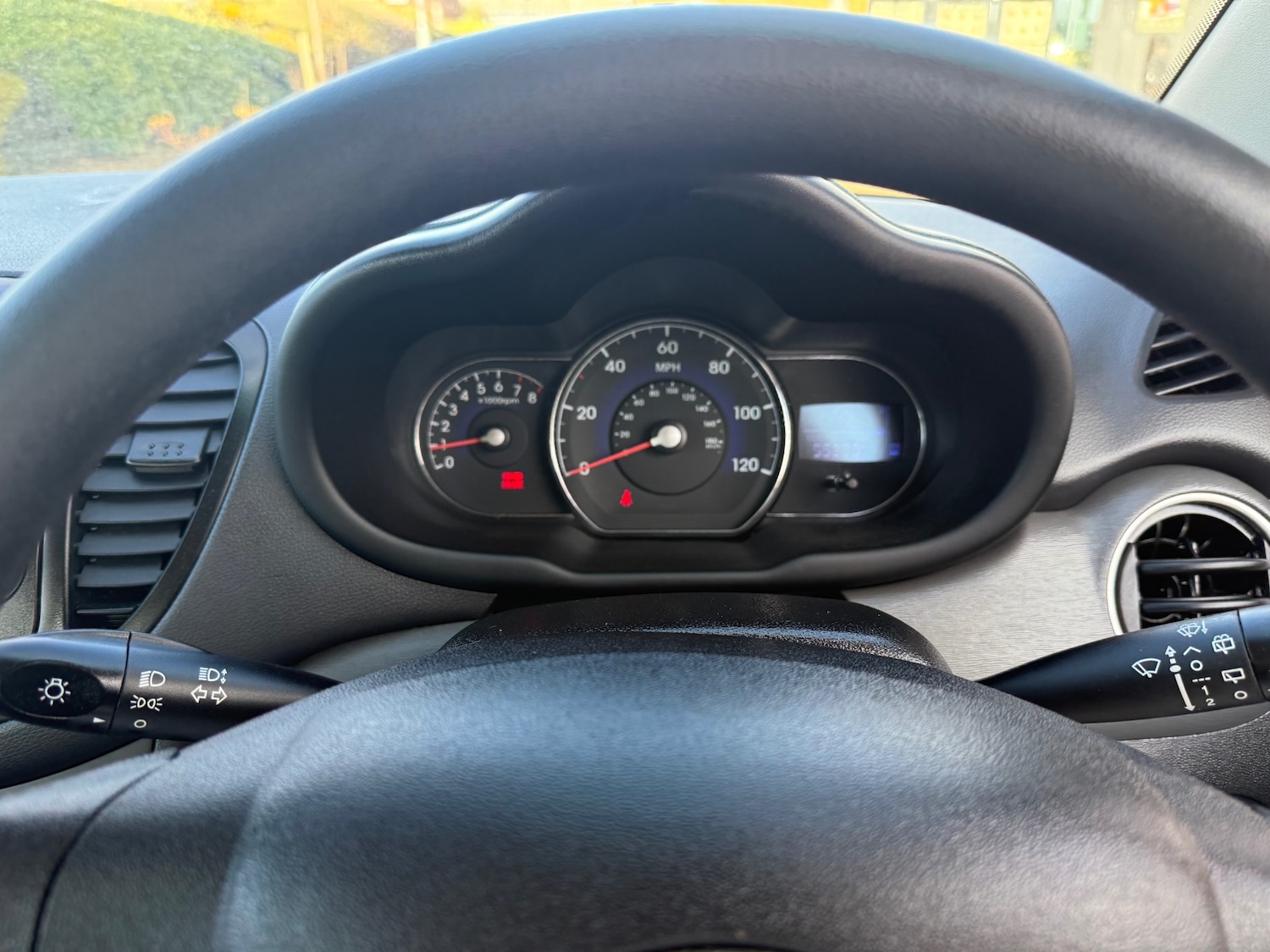 Used Hyundai i10 2013 for sale - 78067659: Photo 33