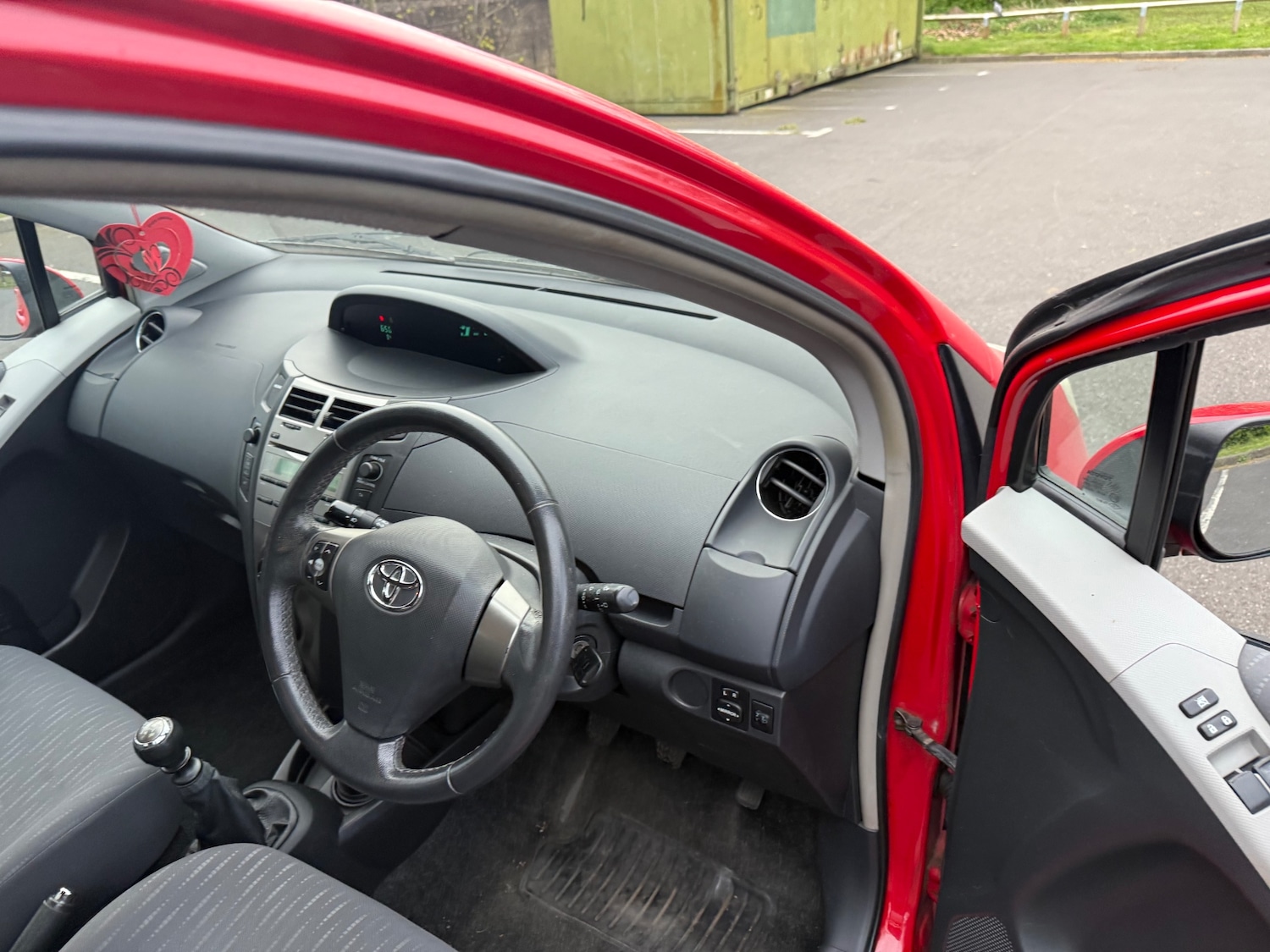 Used Toyota Yaris 2009 for sale - 78067306: Photo 27