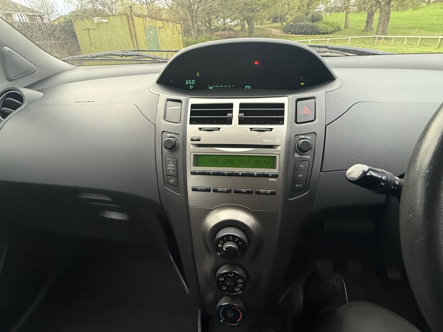 Used Toyota Yaris 2009 for sale - 78067306: Photo 31