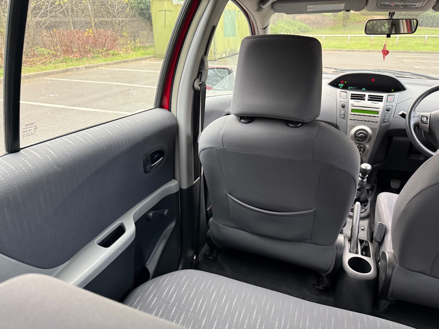 Used Toyota Yaris 2009 for sale - 78067306: Photo 40