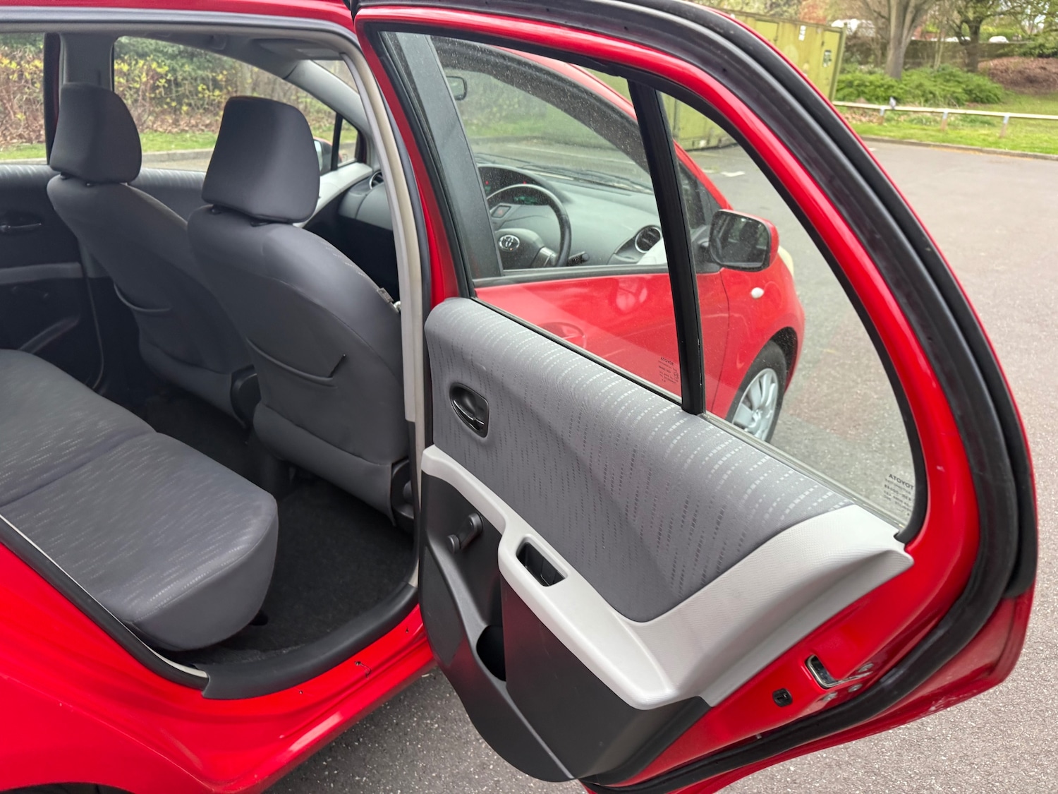 Used Toyota Yaris 2009 for sale - 78067306: Photo 41