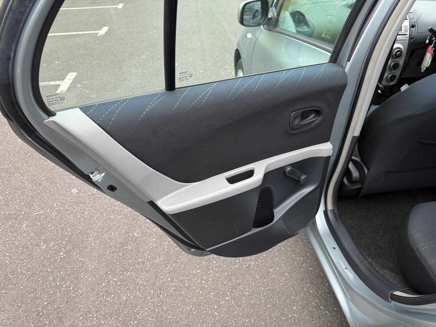 Used Toyota Yaris 2006 for sale - 78067412: Photo 21