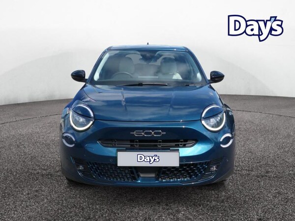 Used Fiat 600e 2024 for sale - 75667648: Photo 2