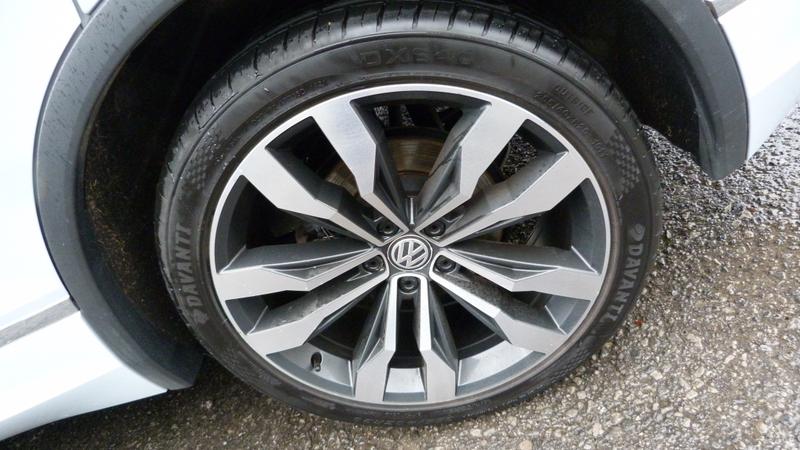 Used Volkswagen Tiguan 2019 for sale - 76971891: Photo 28