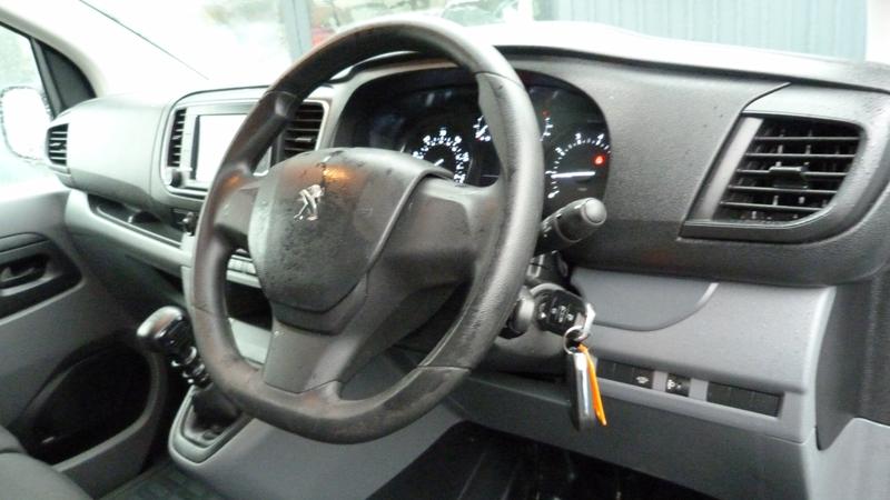Used Peugeot Expert 2022 for sale - 76972083: Photo 21