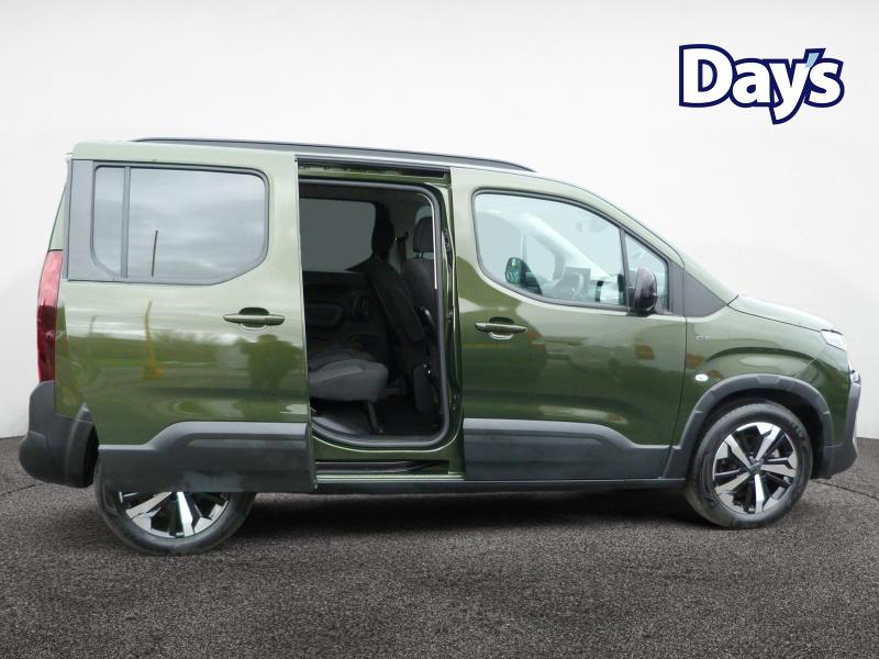 Used Peugeot e-Rifter 2024 for sale - 76508279: Photo 11