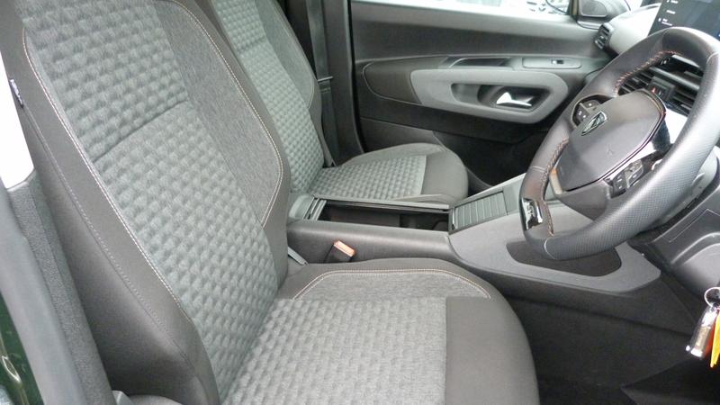 Used Peugeot e-Rifter 2024 for sale - 76508279: Photo 23