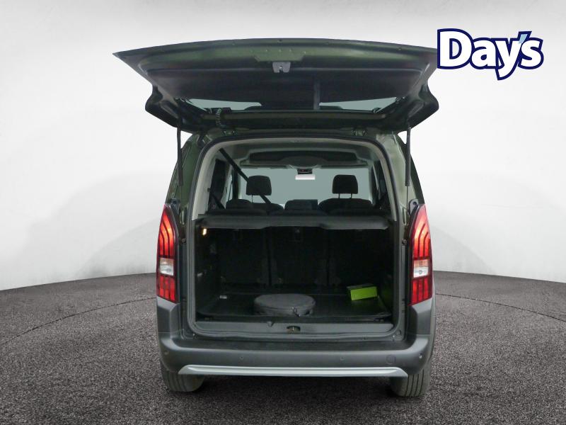 Used Peugeot e-Rifter 2024 for sale - 76508279: Photo 8