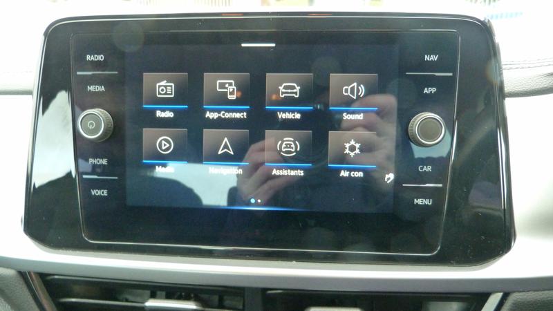 Used Volkswagen T-Roc 2023 for sale - 77367609: Photo 17