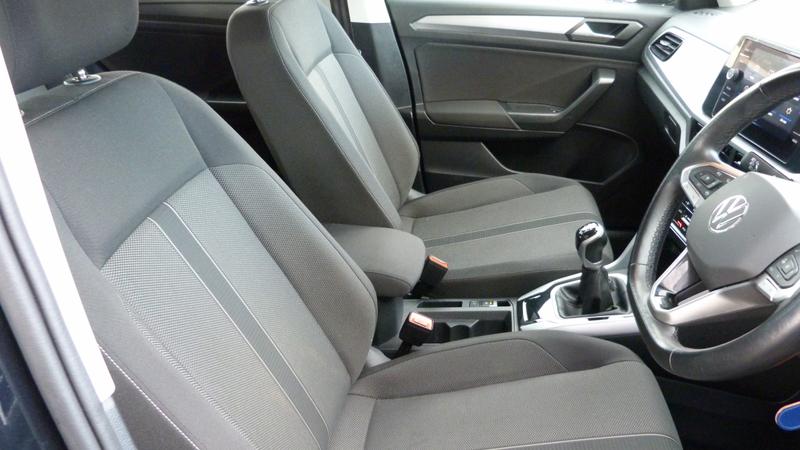 Used Volkswagen T-Roc 2023 for sale - 77367609: Photo 24