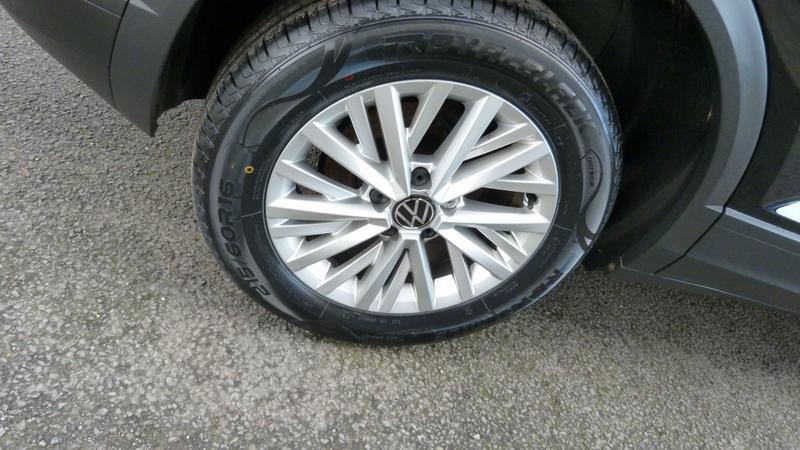 Used Volkswagen T-Roc 2023 for sale - 77367609: Photo 27