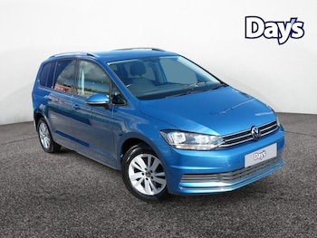 Used Volkswagen Touran 2021 for sale - 76056086: Photo