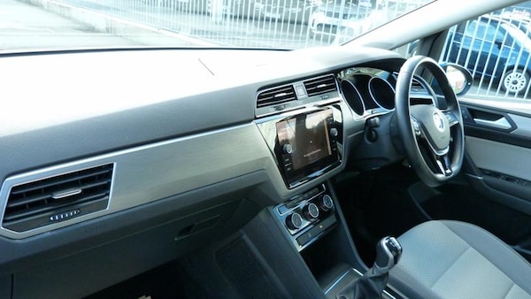 Used Volkswagen Touran 2021 for sale - 76056086: Photo 21