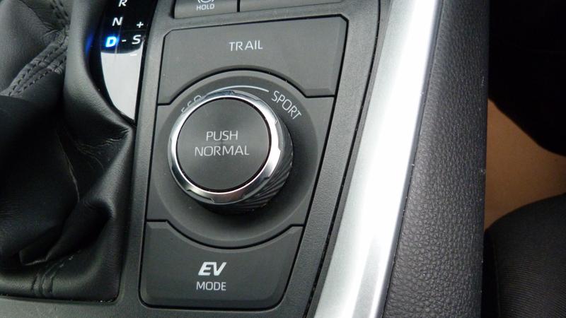 Used Toyota RAV4 2022 for sale - 76508117: Photo 19