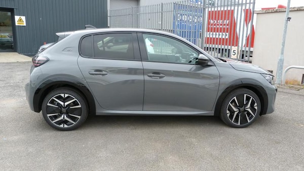 Used Peugeot 208 2025 for sale - 76277323: Photo 8