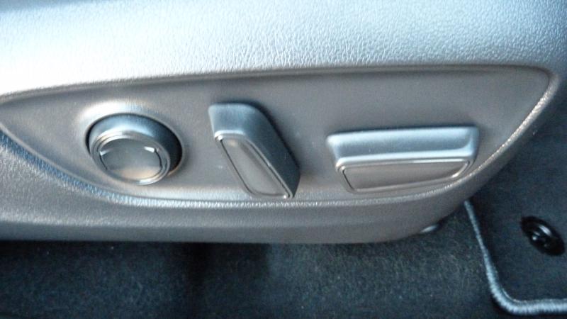 Used Toyota RAV4 2021 for sale - 76603343: Photo 11