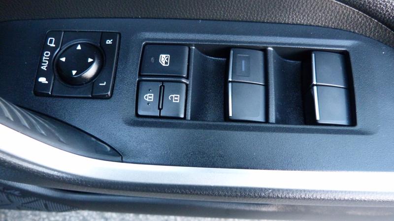 Used Toyota RAV4 2021 for sale - 76603343: Photo 12