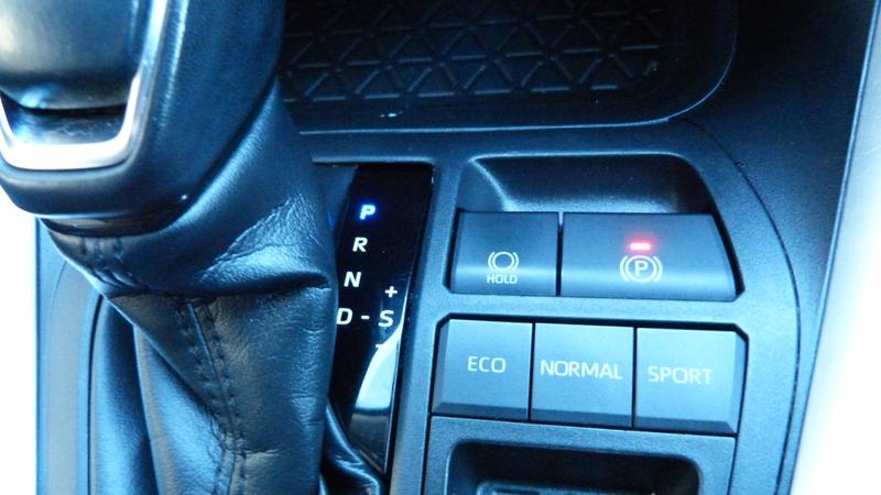 Used Toyota RAV4 2021 for sale - 76603343: Photo 18