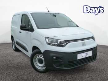 Used Fiat E-Doblo 2022 for sale - 74802900: Photo
