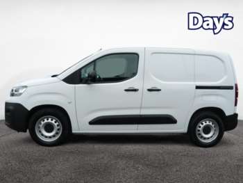Used Fiat E-Doblo 2022 for sale - 74802900: Photo