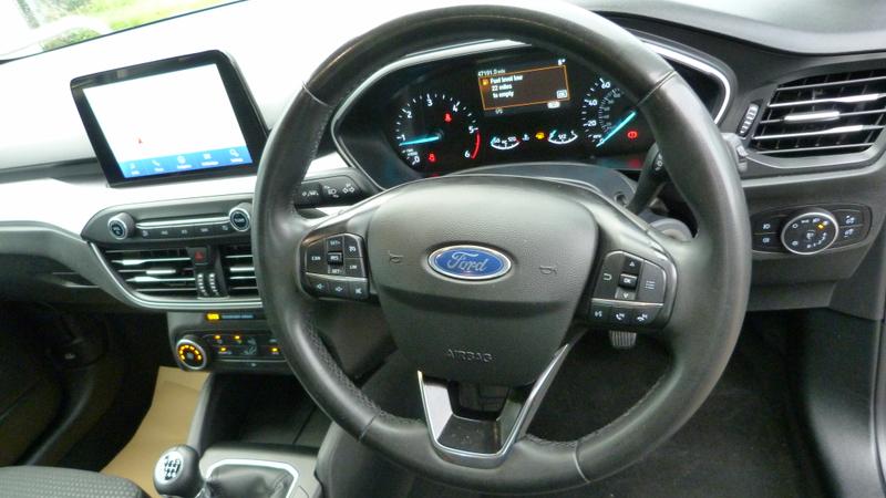 Used Ford Focus 2021 for sale - 76835642: Photo 13
