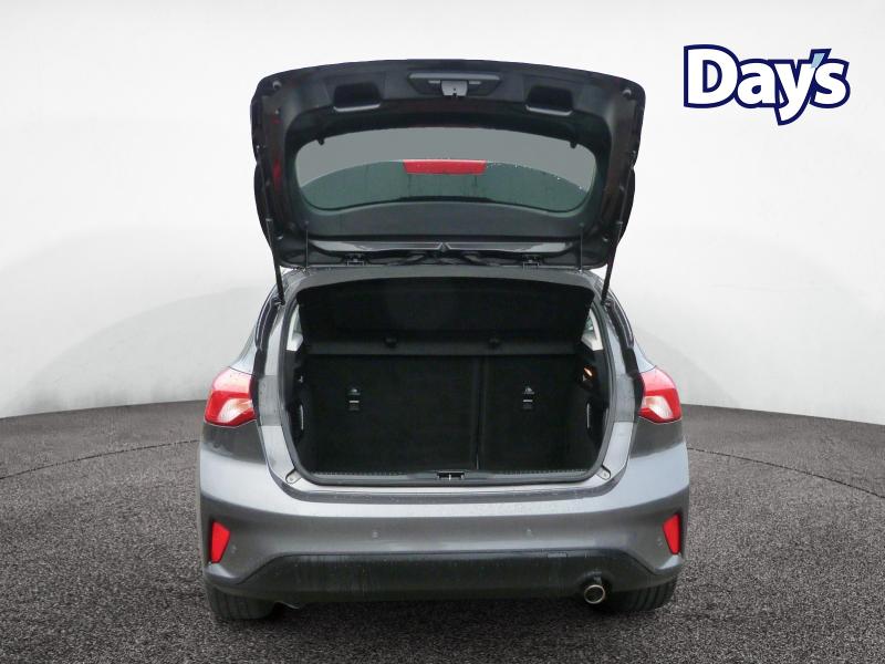 Used Ford Focus 2021 for sale - 76835642: Photo 7