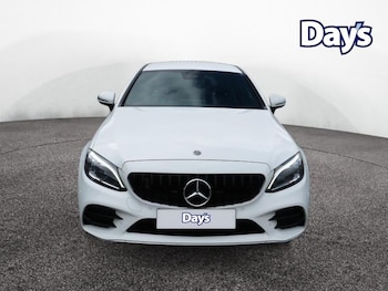 Used Mercedes-Benz C-Class 2019 for sale - 76184384: Photo 2