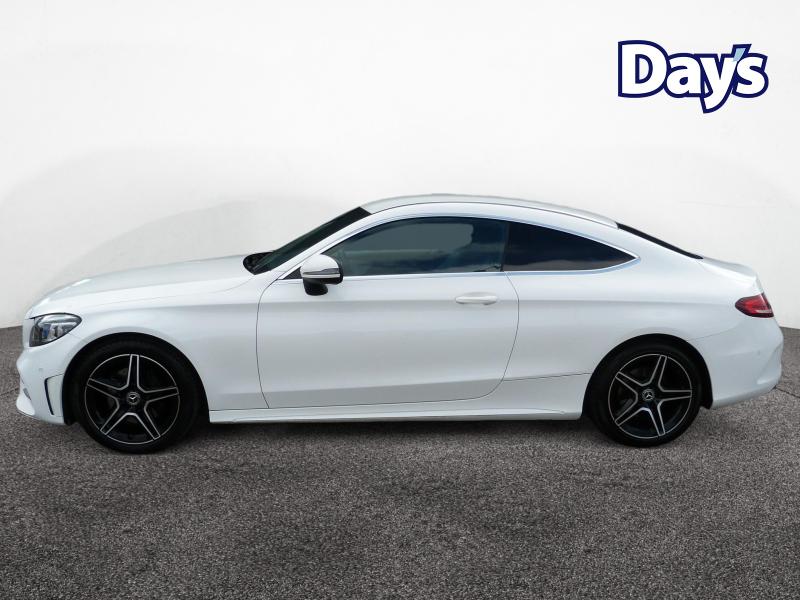Used Mercedes-Benz C Class 2019 for sale - 76184384: Photo 4