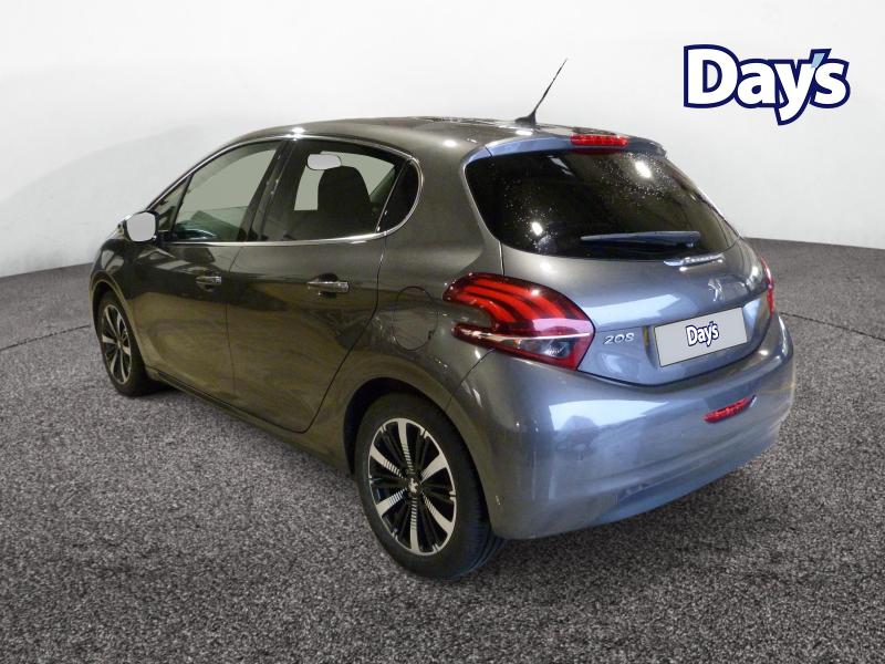 Used Peugeot 208 2018 for sale - 77152230: Photo 6