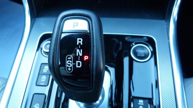 Used Jaguar XE 2019 for sale - 76603556: Photo 17