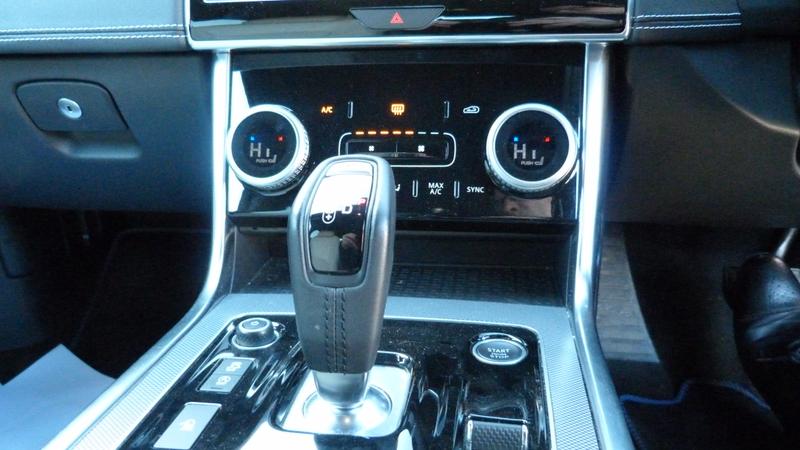 Used Jaguar XE 2019 for sale - 76603556: Photo 19