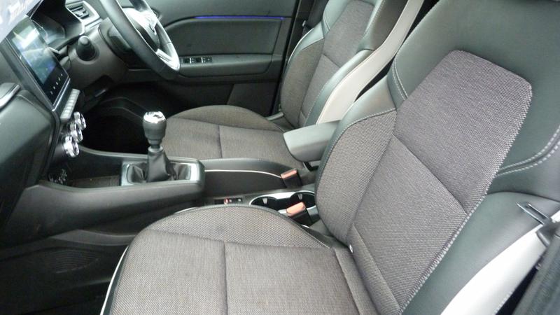 Used Renault Captur 2022 for sale - 76767031: Photo 24