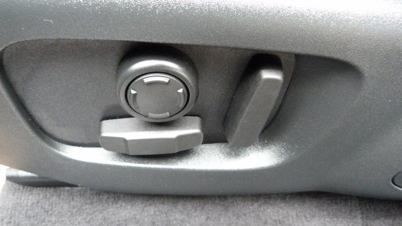 Used Land Rover Range Rover Velar 2023 for sale - 76434035: Photo 27