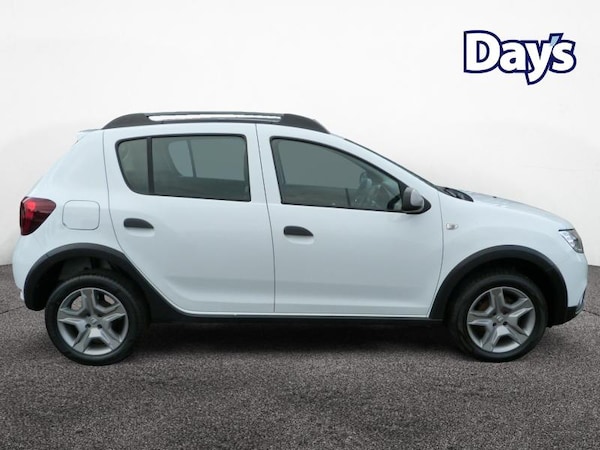 Used Dacia Sandero Stepway 2018 for sale - 76209495: Photo 10
