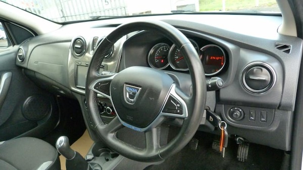 Used Dacia Sandero Stepway 2018 for sale - 76209495: Photo 20
