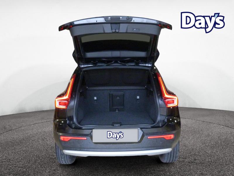 Used Volvo XC40 2021 for sale - 78123437: Photo 8