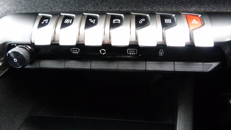 Used Peugeot 3008 2017 for sale - 77665710: Photo 20