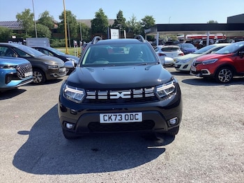 Used Dacia Duster 2023 for sale - 79159702: Photo