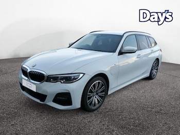 Used BMW 3 Series 2021 for sale - 76920040: Photo