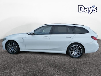 Used BMW 3 Series 2021 for sale - 76920040: Photo